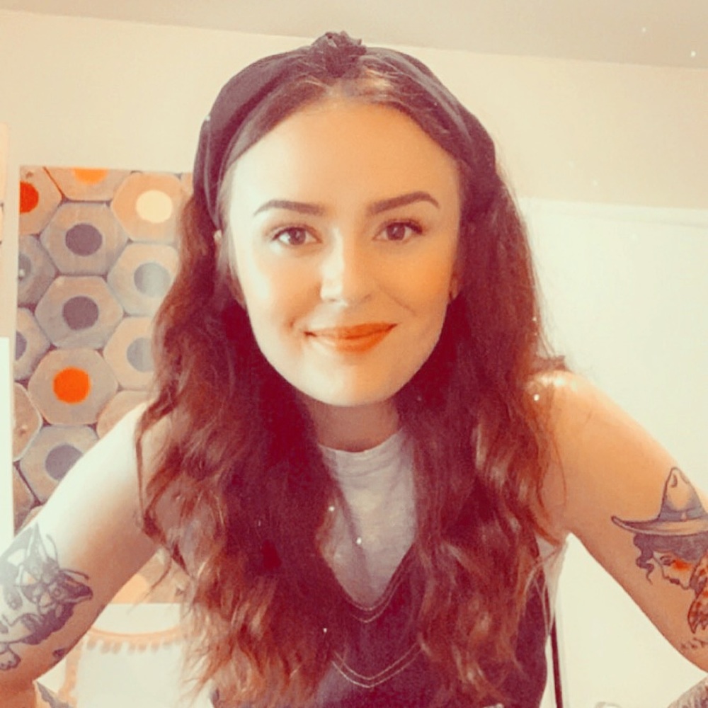 Meet your Posher, Gabriella